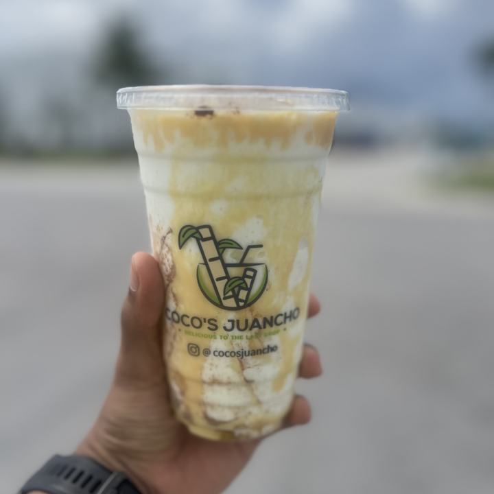 Cocada in hand